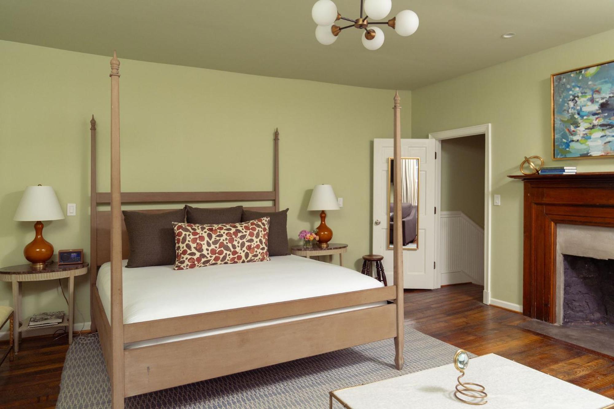 Hotel The Clifton Charlottesville Exterior foto